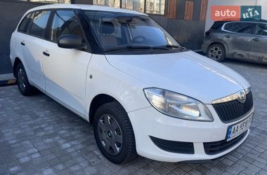 Универсал Skoda Fabia 2014 в Киеве
