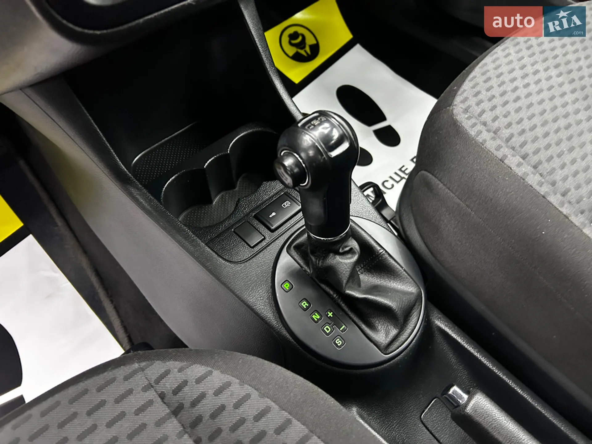 2010 Skoda Fabia - мініатюра 18