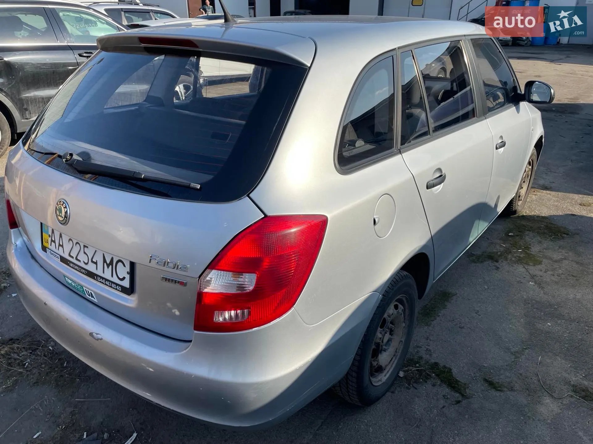 2012 Skoda Fabia - мініатюра 5