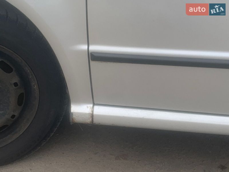 Універсал Skoda Fabia 2001 в Києві