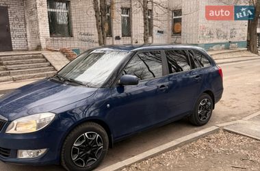 Хэтчбек Skoda Fabia 2013 в Днепре