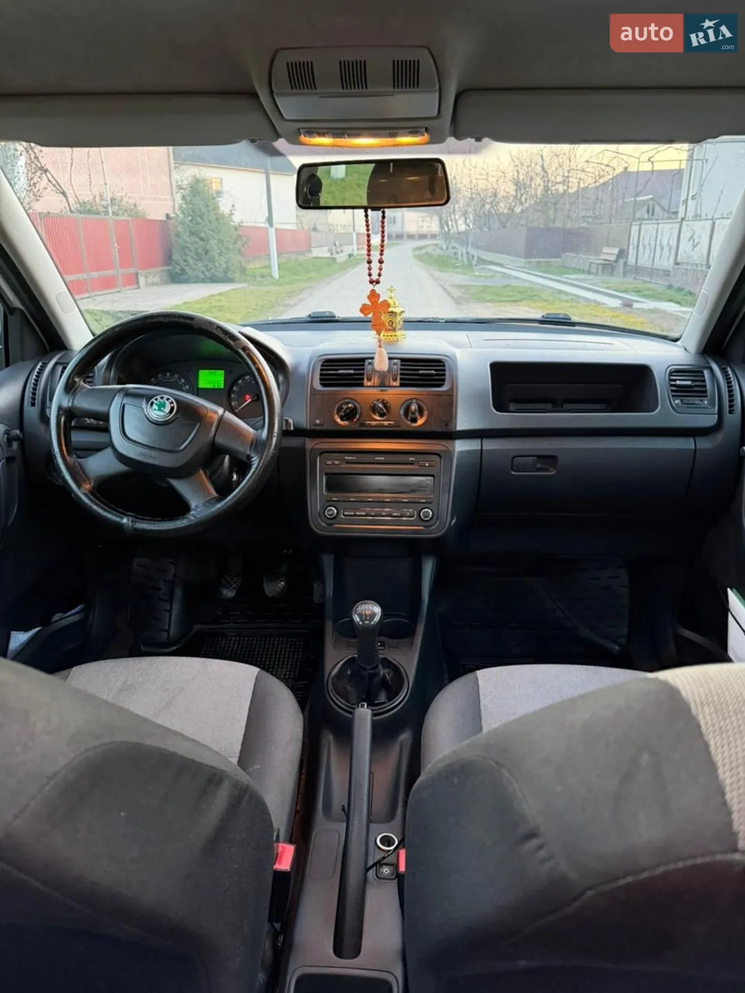 2010 Skoda Fabia - мініатюра 6