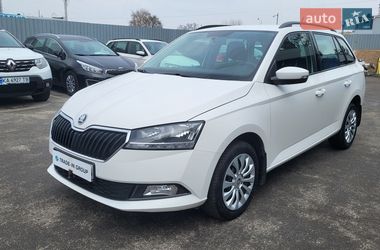 Універсал Skoda Fabia 2021 в Києві