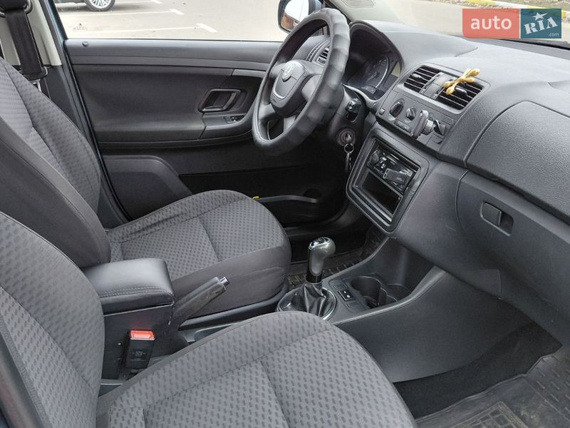 Універсал Skoda Fabia 2010 в Києві