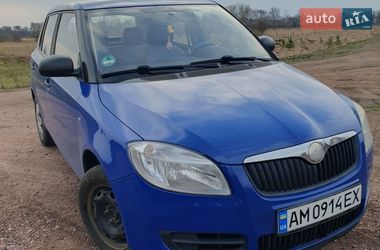 Хэтчбек Skoda Fabia 2008 в Овруче