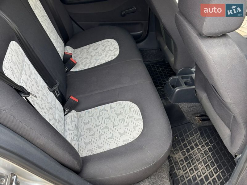 Універсал Skoda Fabia 2004 в Києві