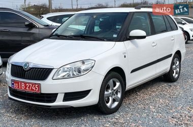 Хэтчбек Skoda Fabia 2012 в Ровно