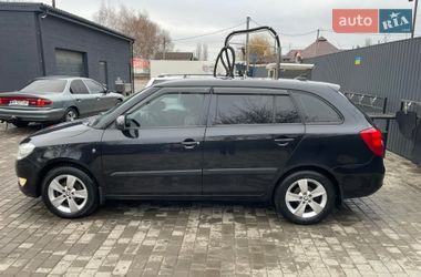 Универсал Skoda Fabia 2013 в Вишневом