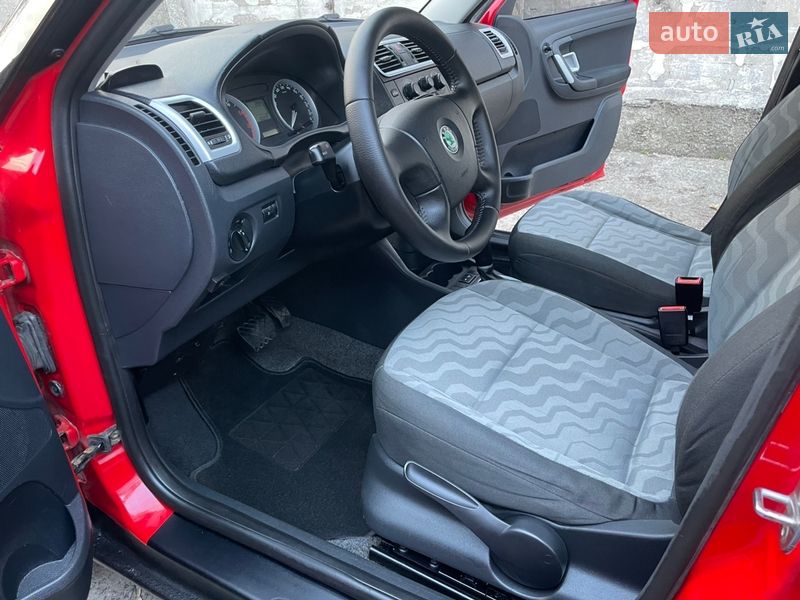 Хэтчбек Skoda Fabia 2008 в Киеве фото 9 Хэтчбек Skoda Fabia 2008 в Киеве