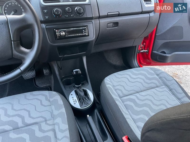 Хэтчбек Skoda Fabia 2008 в Киеве фото 12 Хэтчбек Skoda Fabia 2008 в Киеве