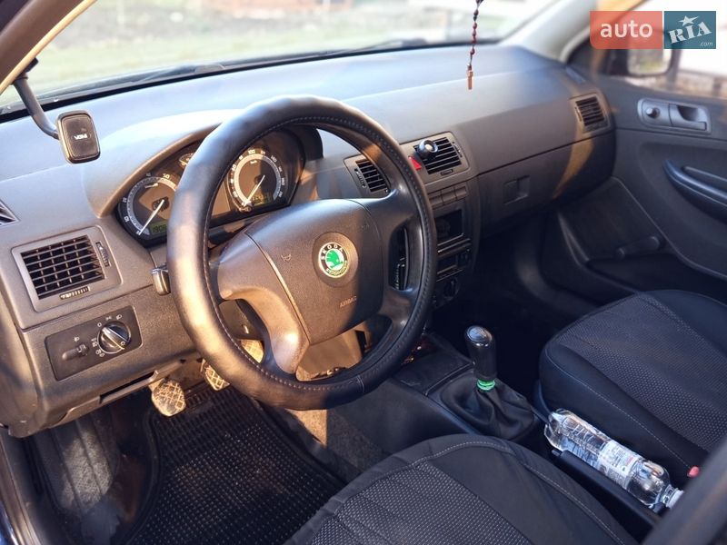 Универсал Skoda Fabia 2005 в Сходнице фото 10 Универсал Skoda Fabia 2005 в Сходнице