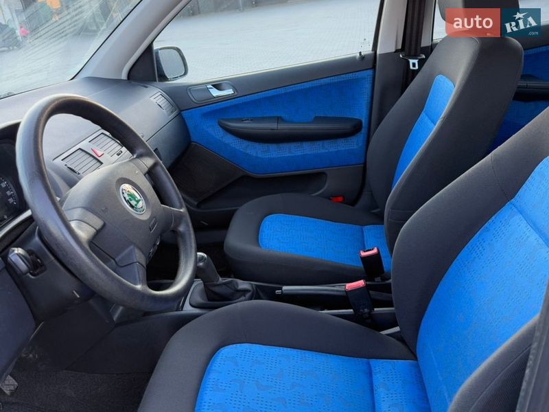 Хетчбек Skoda Fabia 2003 в Нововолинську