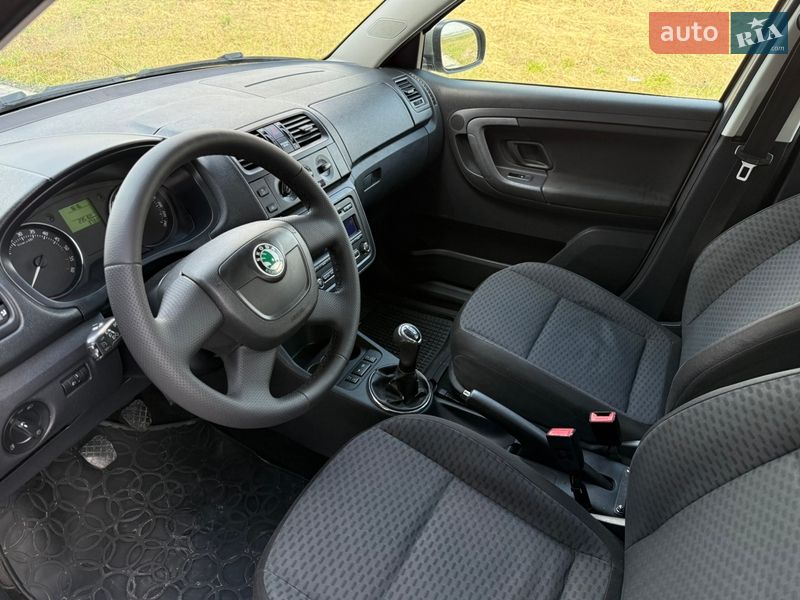 Універсал Skoda Fabia 2010 в Тернополі
