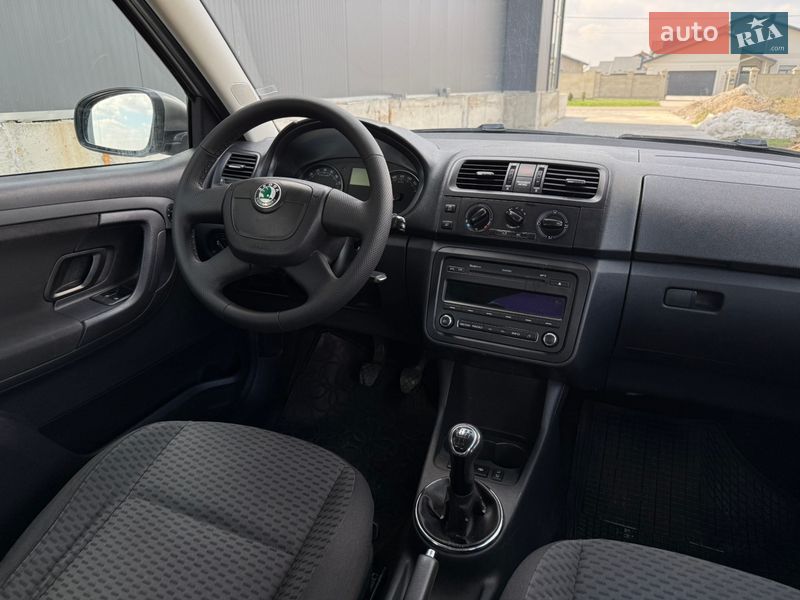Універсал Skoda Fabia 2010 в Тернополі