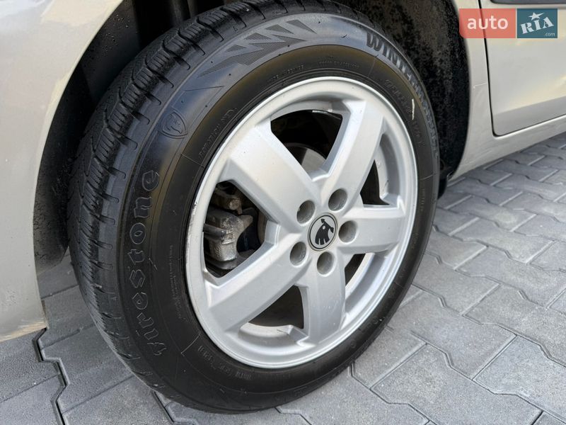 Універсал Skoda Fabia 2010 в Тернополі