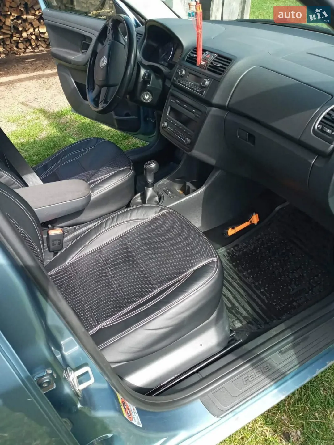 2010 Skoda Fabia - мініатюра 7