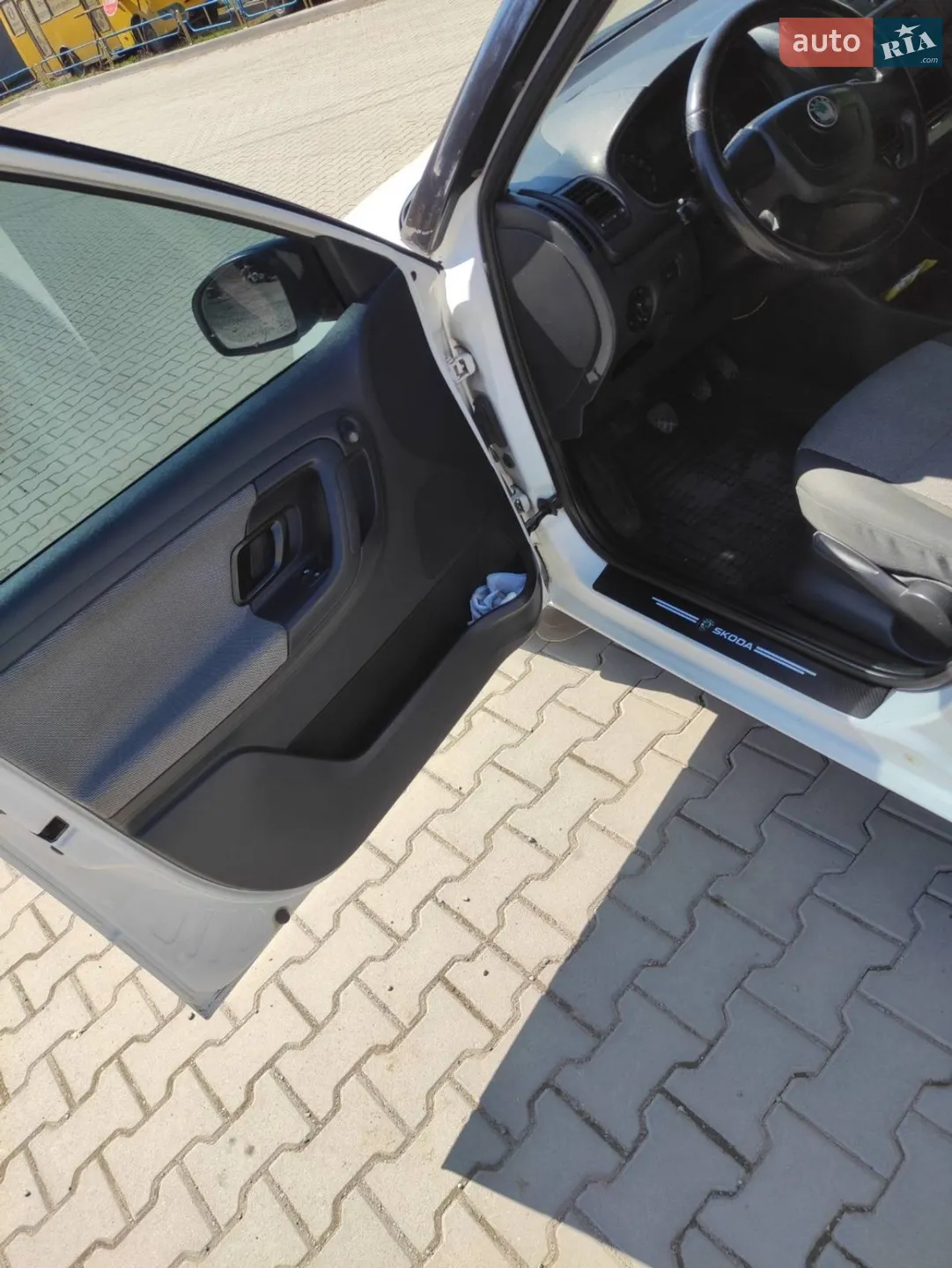 2010 Skoda Fabia - мініатюра 11