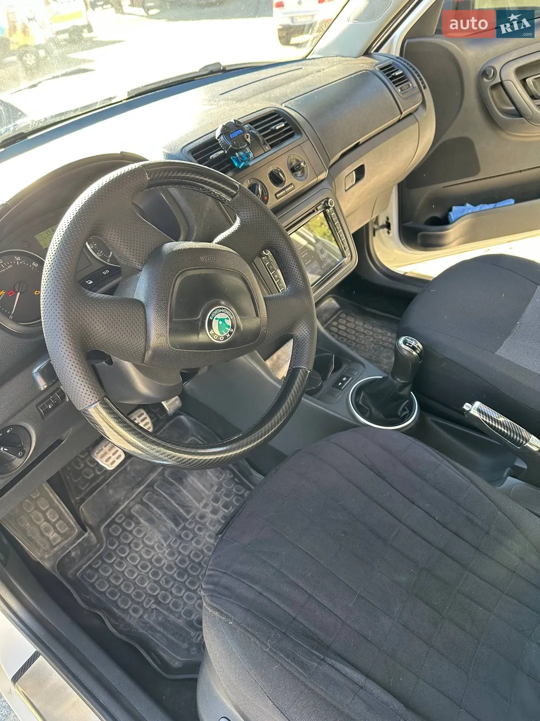 2012 Skoda Fabia - мініатюра 6