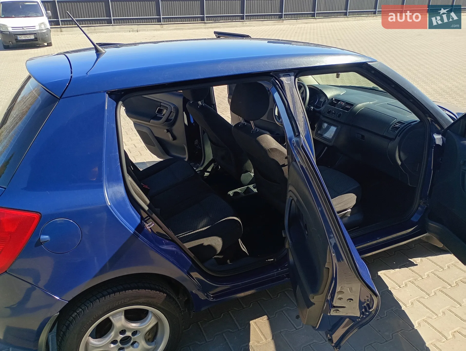 2012 Skoda Fabia - мініатюра 12