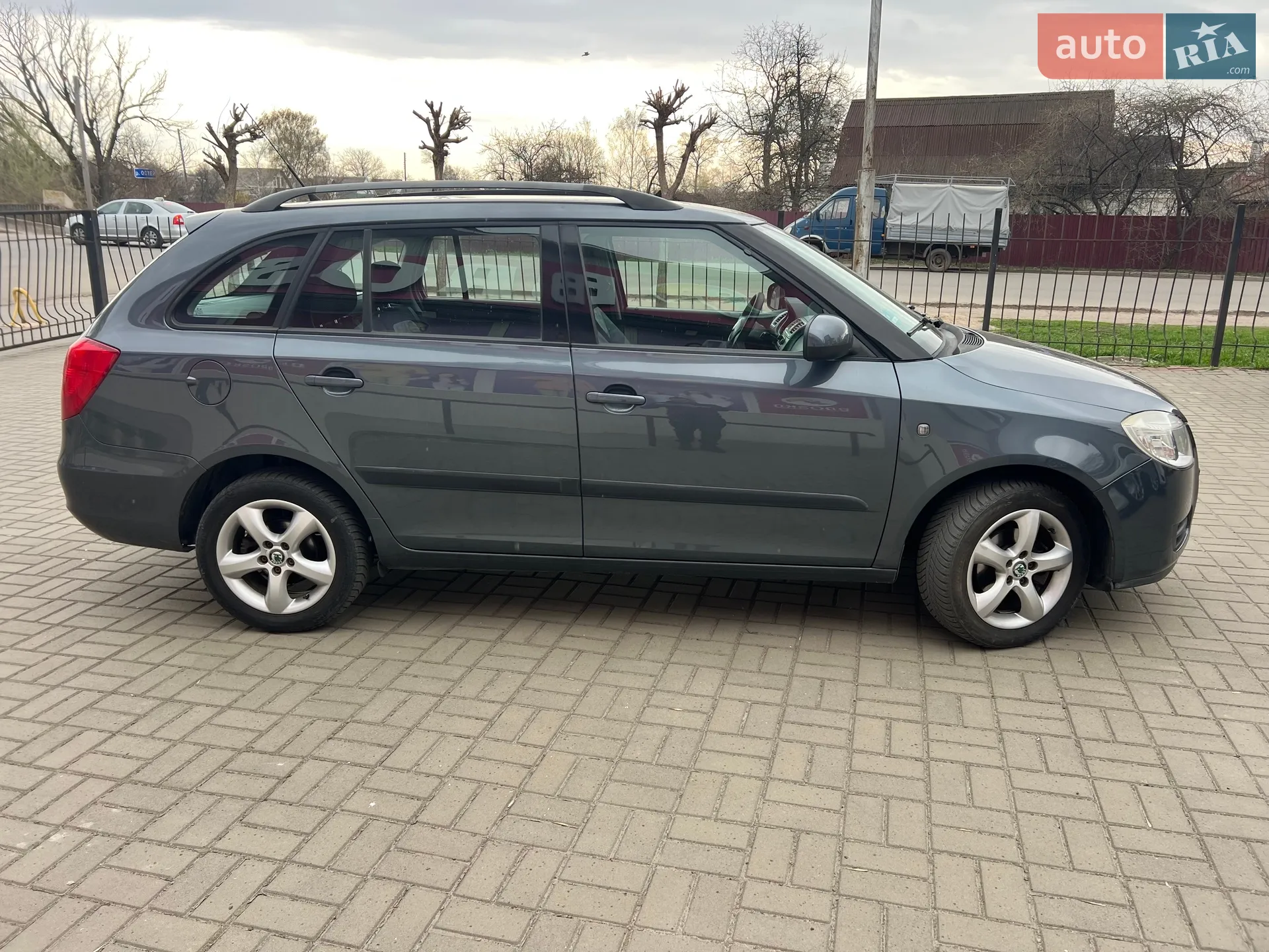 2010 Skoda Fabia - мініатюра 10