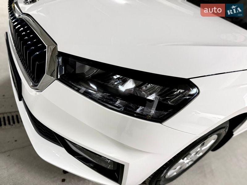 Хетчбек Skoda Fabia 2025 в Дніпрі