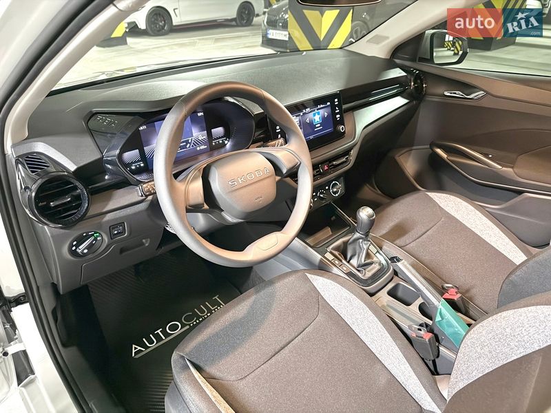 Хетчбек Skoda Fabia 2025 в Дніпрі