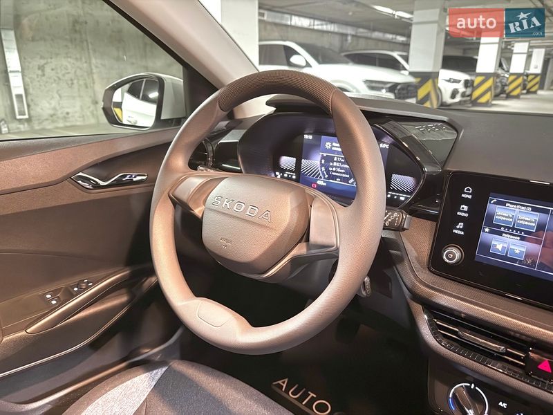 Хетчбек Skoda Fabia 2025 в Дніпрі