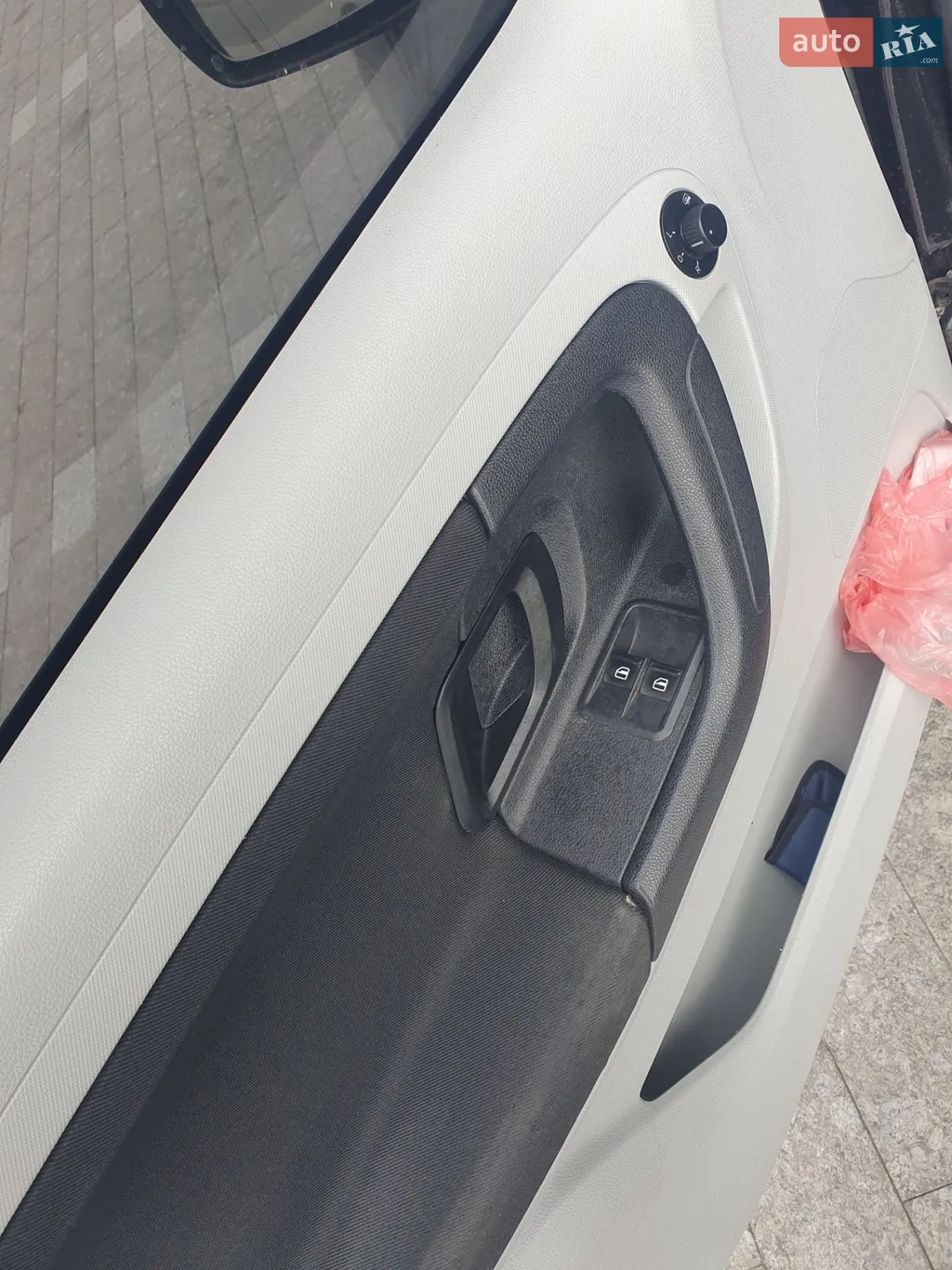 2010 Skoda Fabia - мініатюра 13