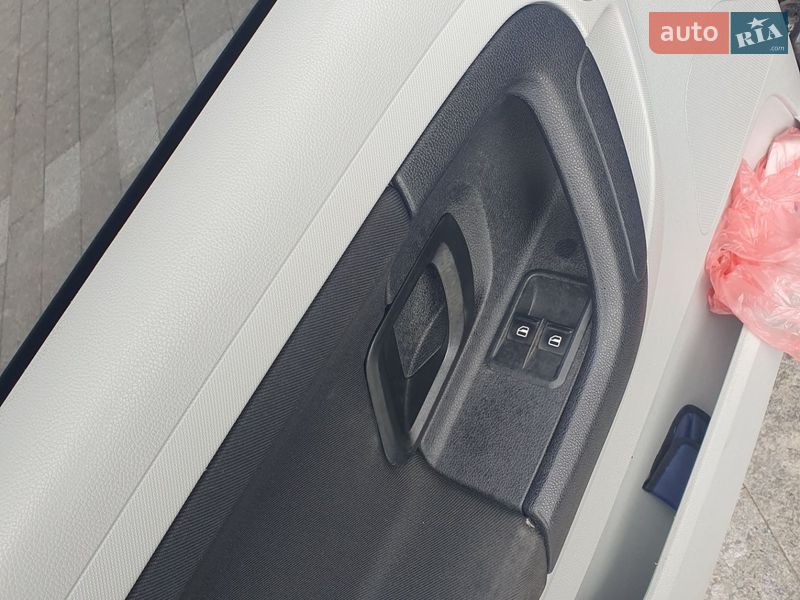 Универсал Skoda Fabia 2010 в Хусте