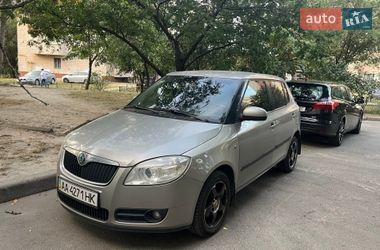 Хэтчбек Skoda Fabia 2008 в Киеве
