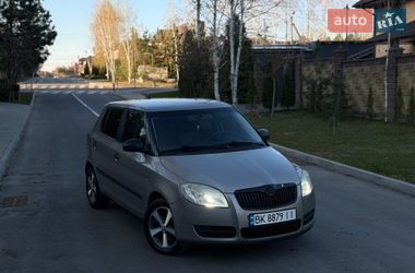 Хетчбек Skoda Fabia 2009 в Луцьку