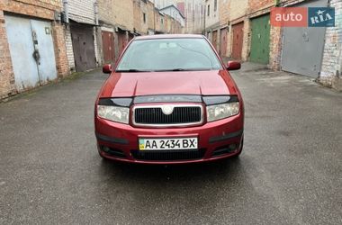 Хэтчбек Skoda Fabia 2006 в Киеве