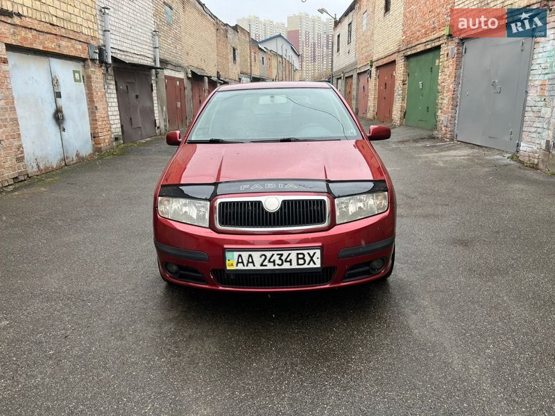 Хэтчбек Skoda Fabia 2006 в Киеве фото Хэтчбек Skoda Fabia 2006 в Киеве