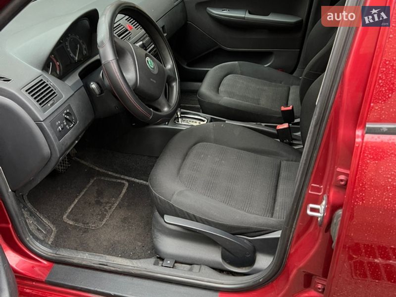 Хэтчбек Skoda Fabia 2006 в Киеве фото 13 Хэтчбек Skoda Fabia 2006 в Киеве