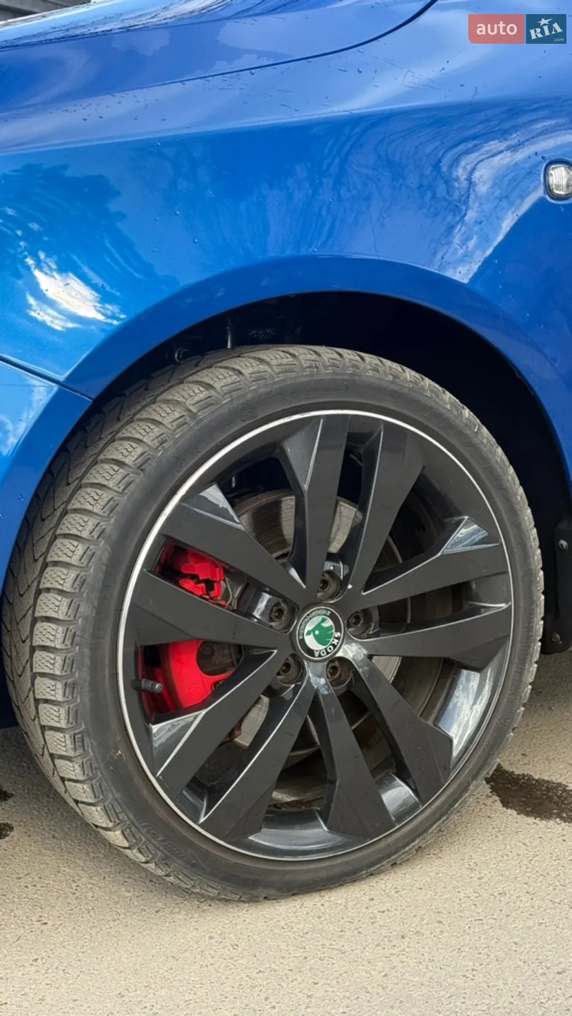 2011 Skoda Fabia - мініатюра 10