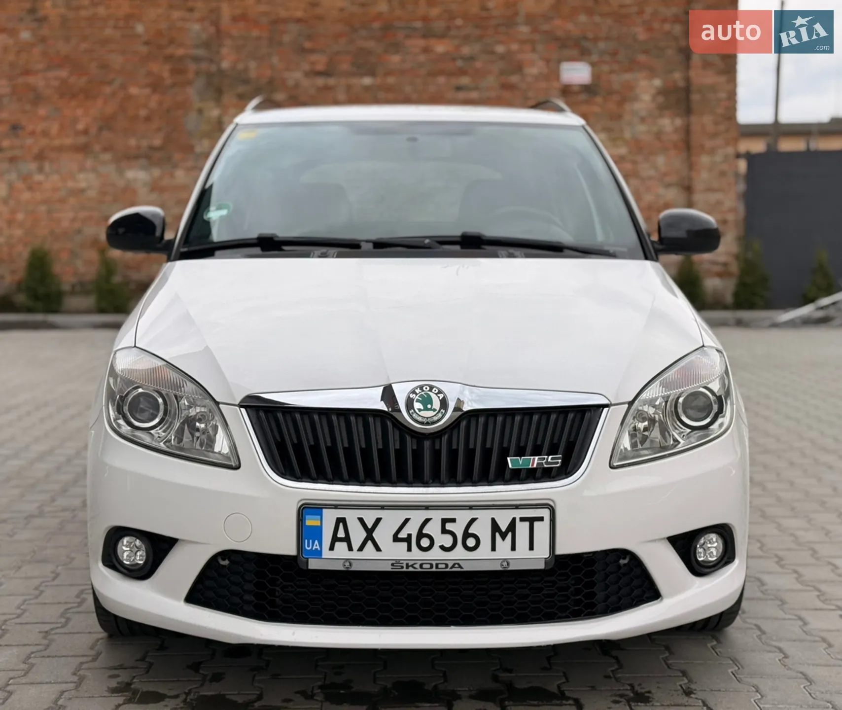 2011 Skoda Fabia - мініатюра 3