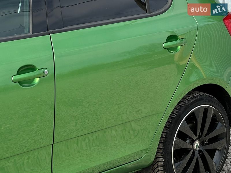 Хетчбек Skoda Fabia 2010 в Самборі