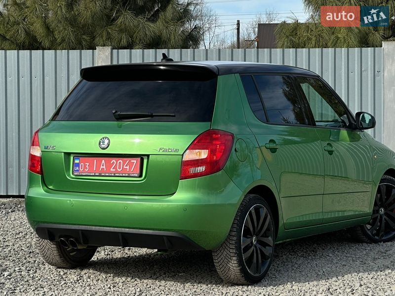 Хетчбек Skoda Fabia 2010 в Самборі