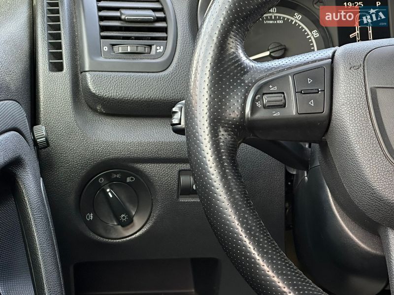 Хетчбек Skoda Fabia 2010 в Самборі