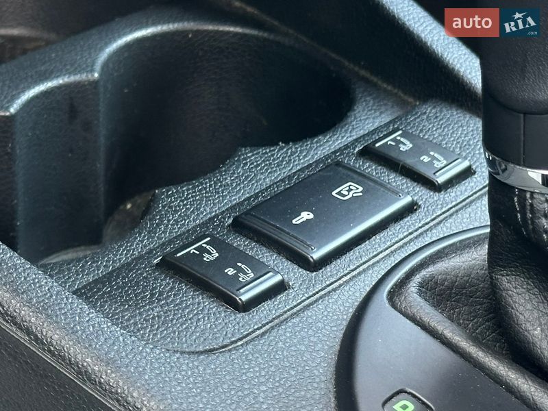 Хетчбек Skoda Fabia 2010 в Самборі