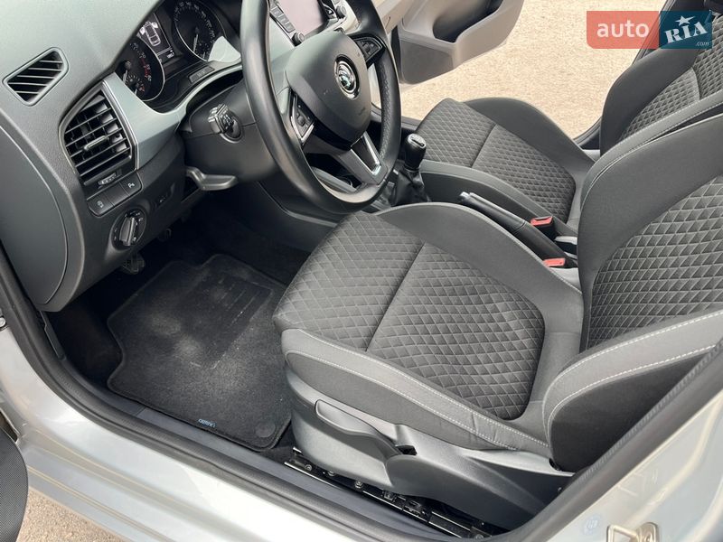 Універсал Skoda Fabia 2018 в Кропивницькому