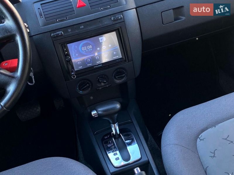 Универсал Skoda Fabia 2004 в Черновцах