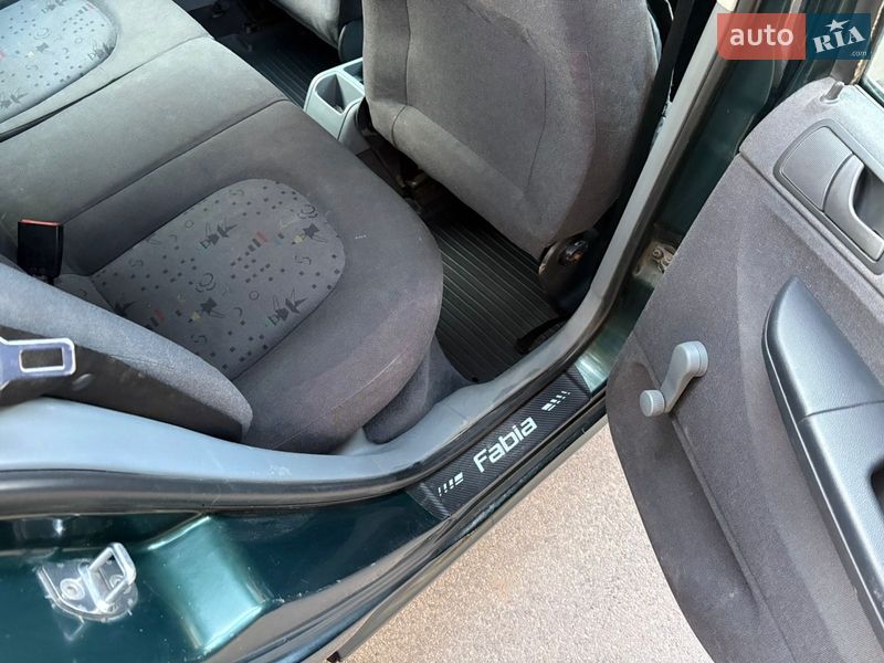 Седан Skoda Fabia 2001 в Кривом Роге фото 10 Седан Skoda Fabia 2001 в Кривом Роге