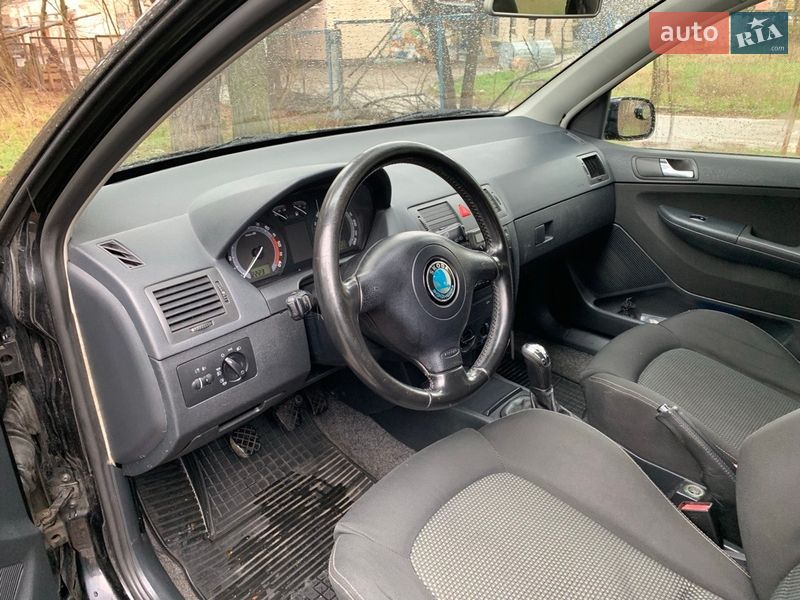 Хетчбек Skoda Fabia 2006 в Києві