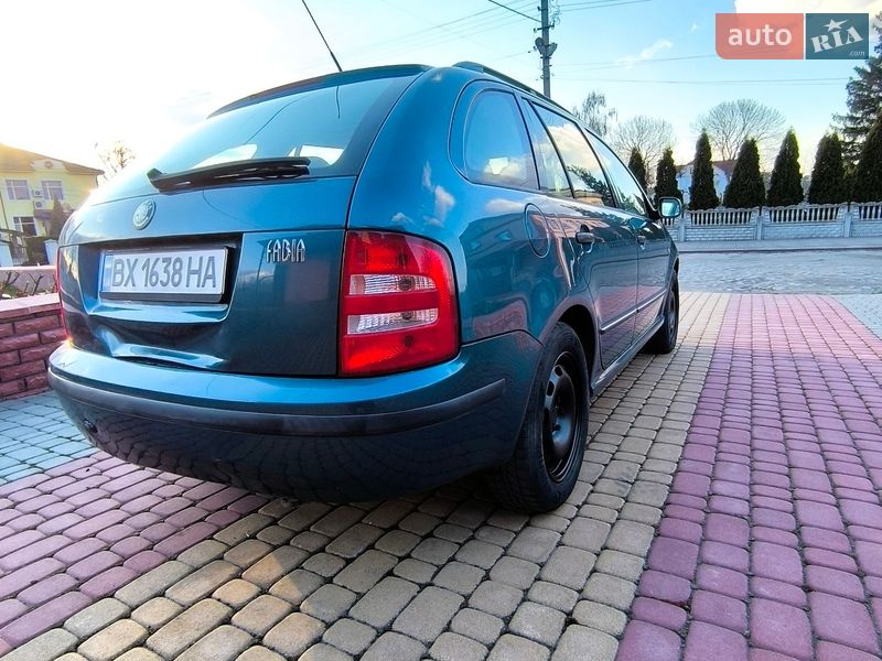 Универсал Skoda Fabia 2003 в Виннице