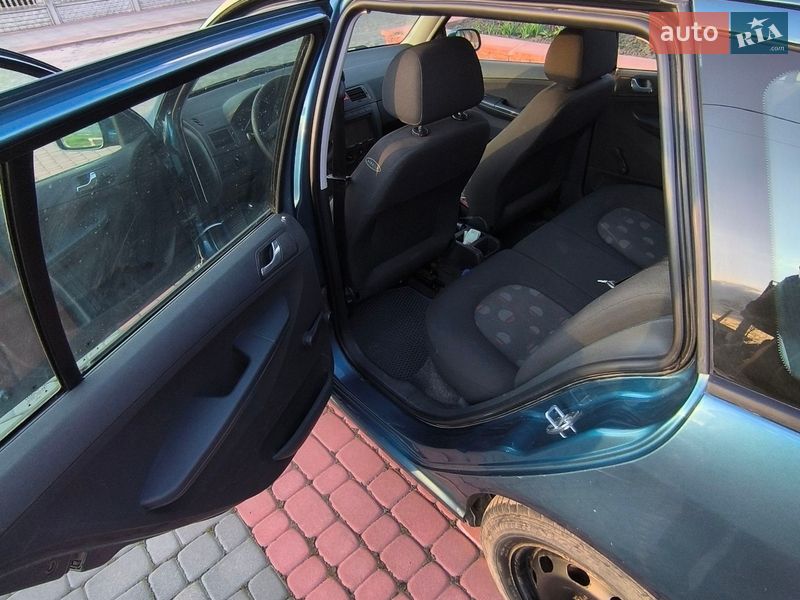 Универсал Skoda Fabia 2003 в Виннице