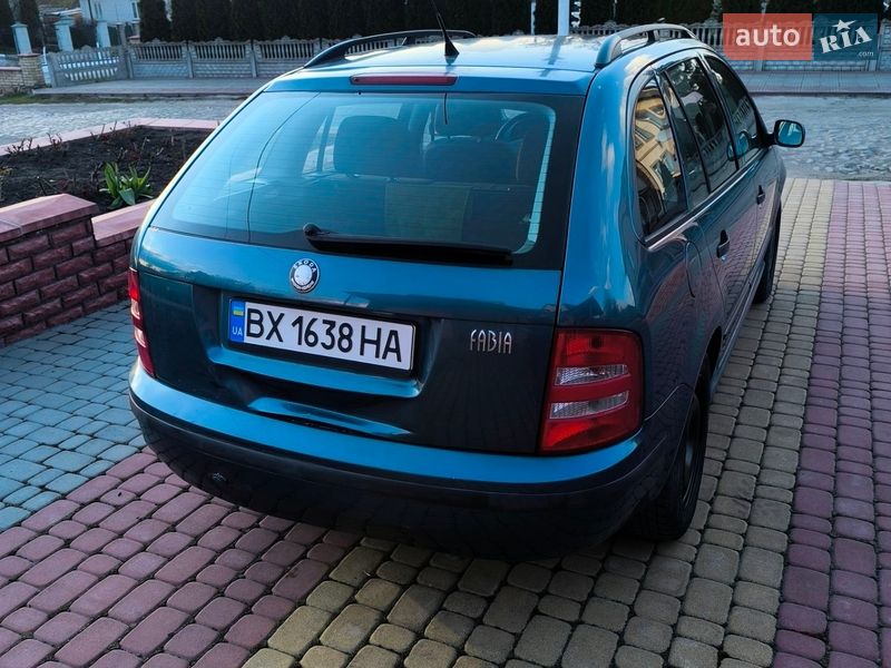 Универсал Skoda Fabia 2003 в Виннице