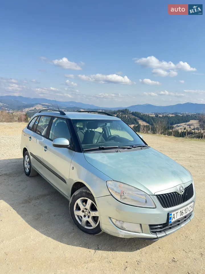 2010 Skoda Fabia - мініатюра 21