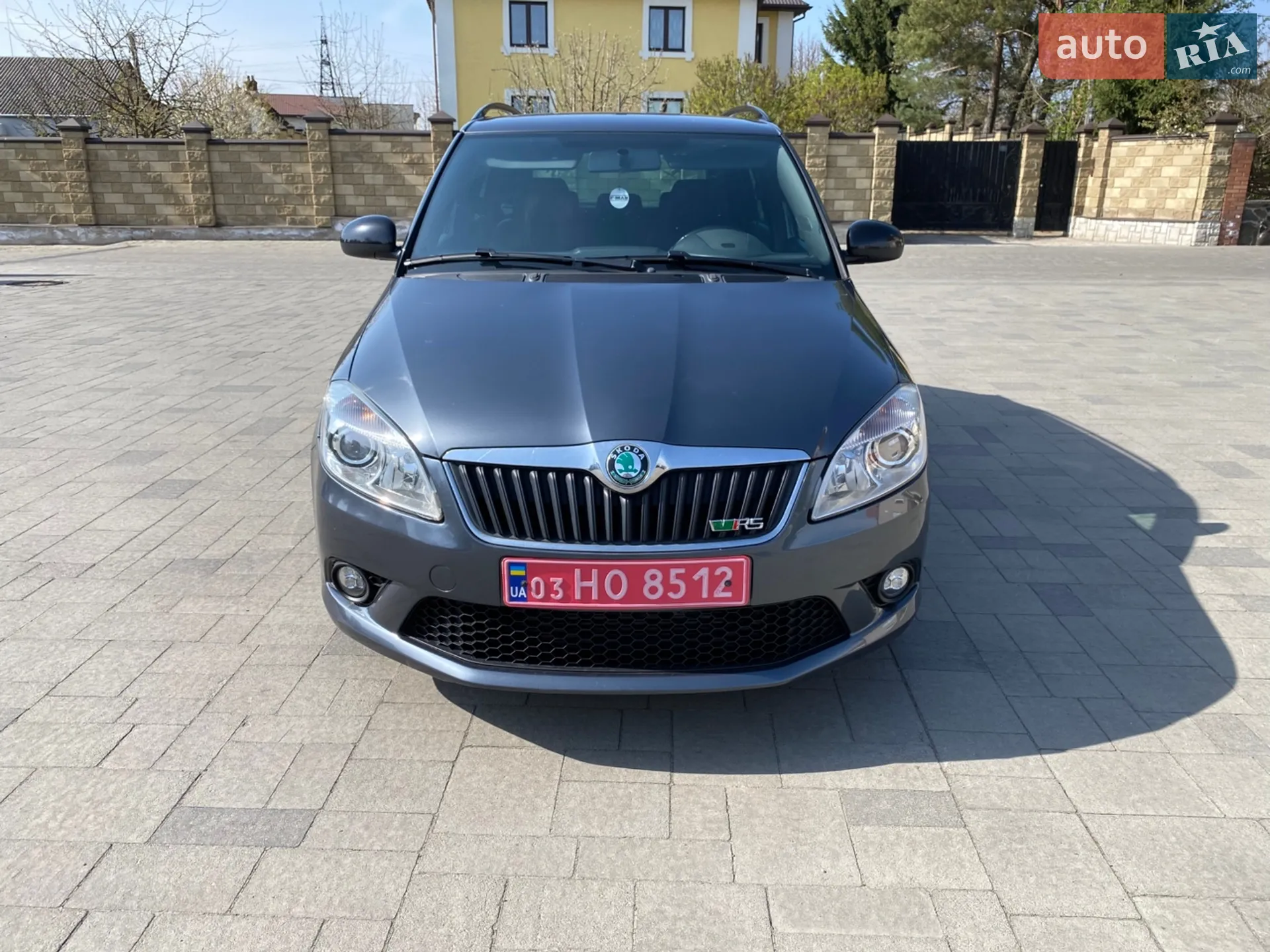 2011 Skoda Fabia - мініатюра 2