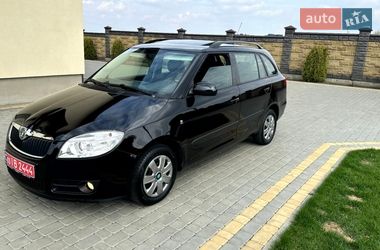 Универсал Skoda Fabia 2010 в Луцке